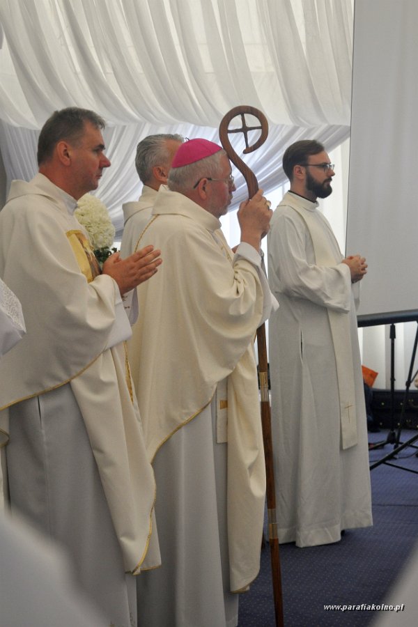 034 Pierwsza Eucharystia.jpg